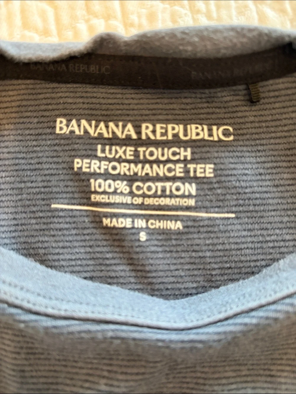 Banana Republic Black Short Sleeve Crew Neck Tee